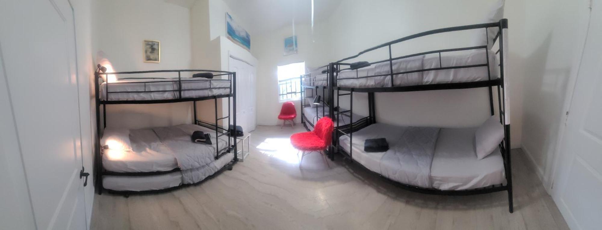 Large, Central, Lovely & Cozy 4Bed/2Bath - House By Everbank Stadium แจ็กสันวิลล์ ภายนอก รูปภาพ